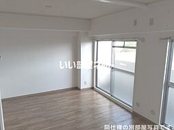 サンプラザ南京終 301 3階1LDKのリビング/ダイニング