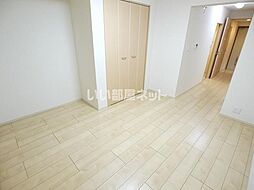 グランディオーズ桂 202 2階1DKのリビング/ダイニング