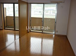 マンショングランドールII 402 4階1LDKのリビング/ダイニング