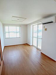 ハイム高岡　VI 202 2階2LDKのリビング/ダイニング