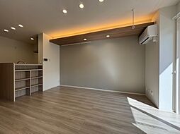 セレスティア鳴神 105 1階1LDKのリビング/ダイニング