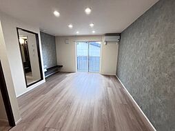 RESUA月が丘 202 2階1LDKのリビング/ダイニング