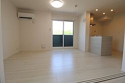 アウローラ 305 3階1LDKのリビング/ダイニング