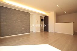 リバーサイド長岡II 203 2階2LDKのリビング/ダイニング