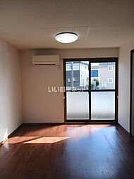 ジュネス美彩 101 1階2LDKのリビング/ダイニング