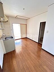 スカイハウスIII 205 2階2Kのリビング/ダイニング