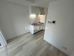 おおさか東線 JR淡路駅 徒歩15分の賃貸マンション 6階1DKのリビング/ダイニング