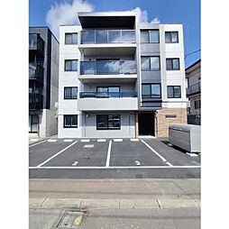 La・isola月寒(ライゾラツキサム)