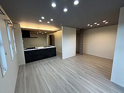 グレイスガーデン赤渋 107 1階2LDKのリビング/ダイニング