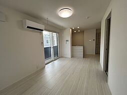 ガーランド 102 1階2LDKのリビング/ダイニング