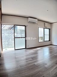 クリスタルバリヤ 103 1階1DKのリビング/ダイニング