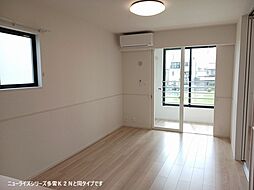 アトラスI 201 2階2LDKのリビング/ダイニング