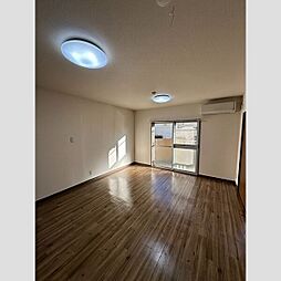 アーバン鈴木 103 1階2LDKのリビング/ダイニング