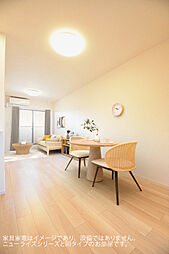 ブローテ 203 2階2LDKのリビング/ダイニング