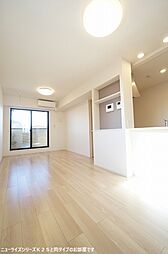 ファミール・ヴィスタ 203 2階2LDKのリビング/ダイニング