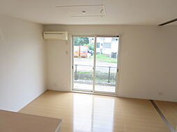 クレールシャンス 101 1階2LDKのリビング/ダイニング