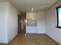 シャーメゾン戸出II A 202 2階2LDKのリビング/ダイニング