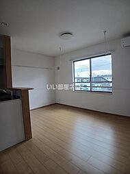 TエステートIII 206 2階1LDKのリビング/ダイニング