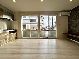 フローラルパレス　Ａ棟 A0101 1階2LDKのリビング/ダイニング