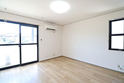 スカイクレスト　Ａ 203 2階2DKのリビング/ダイニング