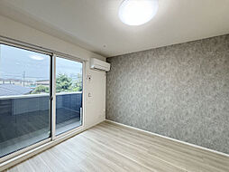 トリシア篠ノ井 207 2階2LDKのリビング/ダイニング