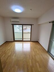 メゾン・ド・それいゆ 204 2階ワンルームのリビング/ダイニング