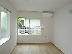 ピニエール日吉 103 1階ワンルームのリビング/ダイニング