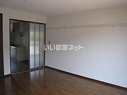 ロイヤル南手城 103 1階1Kのリビング/ダイニング