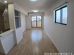 クラウド安芸 201 2階2LDKのリビング/ダイニング