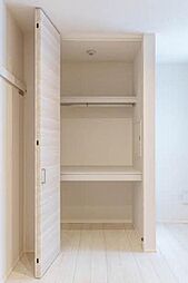 ベレオ・花京院 202 2階1LDKのリビング/ダイニング