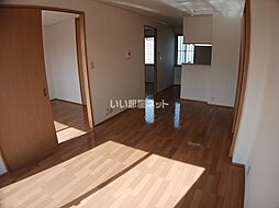 リッチンコートII B201 2階2LDKのリビング/ダイニング