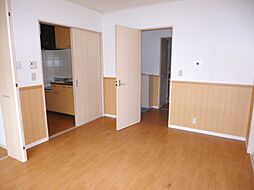 ヴェルニ 103 1階1LDKのリビング/ダイニング