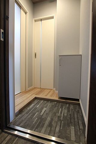 玄関