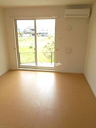 スカイ・グランドI 101 1階2DKのリビング/ダイニング