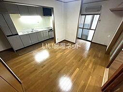 大淀町下渕戸建 1 1階5LDKのリビング/ダイニング