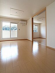 サリーチェI 202 2階2LDKのリビング/ダイニング