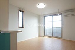 JR上越線 群馬総社駅 3.2kmの賃貸アパート 1階2LDKのリビング/ダイニング