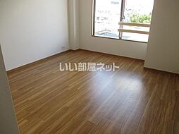 メゾンまほろば 201 2階ワンルームのリビング/ダイニング