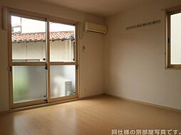 ニーナ　A棟 202 2階ワンルームのリビング/ダイニング