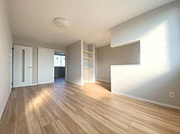 FareEstI（ファーレ　エストワン） 202 2階2LDKのリビング/ダイニング