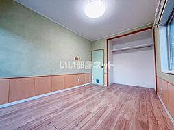 牛田南2丁目戸建（RONRONHOUSE） 1 2階6LDKの室内