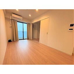 ストーリア茨木(旧トリニティ茨木) 1004 10階1LDKのリビング/ダイニング