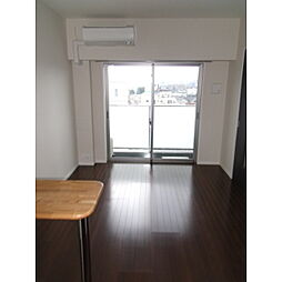 プレール・ドゥーク新宿中落合II 1003 10階1LDKのリビング/ダイニング