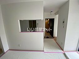 メゾン・ド・ティーニュ 101 1階1LDKのリビング/ダイニング