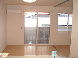 シャン・ド・フルール 201 2階2LDKのリビング/ダイニング