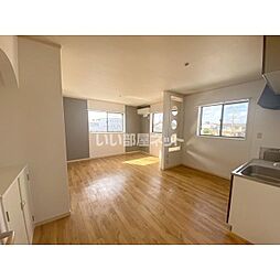 メゾンドパルテールB 205 2階2LDKのリビング/ダイニング