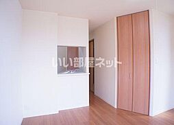 東武小泉線 西小泉駅 徒歩23分の賃貸アパート 2階ワンルームのリビング/ダイニング