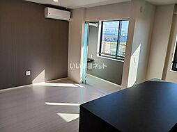 Woodstock Nest 207 2階2LDKのリビング/ダイニング