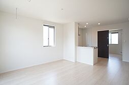 東武伊勢崎線 太田駅 徒歩20分の賃貸アパート 2階2LDKのリビング/ダイニング