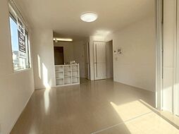 ユニ ステイ V 101 1階1LDKのリビング/ダイニング